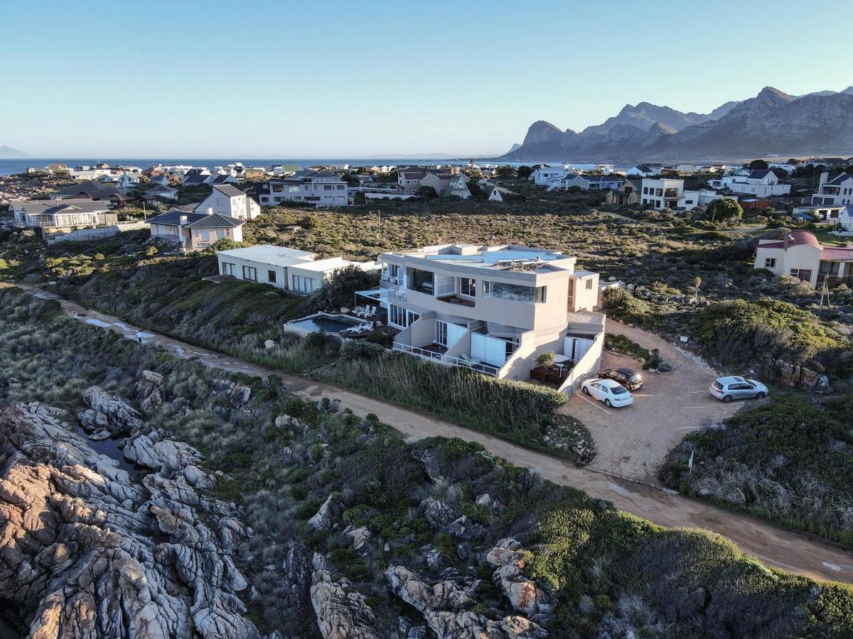 Villa Marine Guest House Pringle Bay Exterior photo